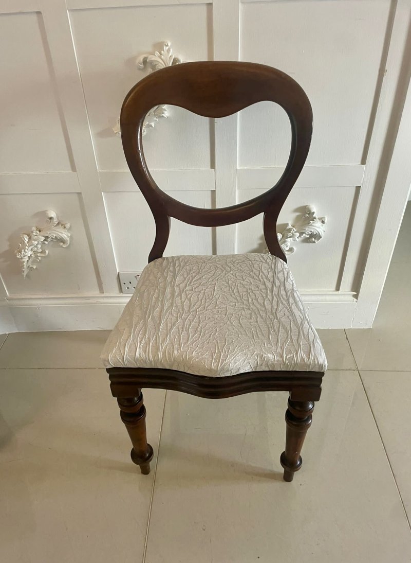 Pair of Antique Victorian Quality Mahogany Side Chairs - Image 9